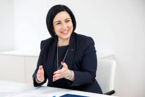 Stefanie Christina Huber im Interview mit Gestik