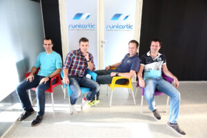 Teamfoto von Florian Gschwandtner, René Giretzlehner, Christian Kaar und Alfred Luger bei Runtastic